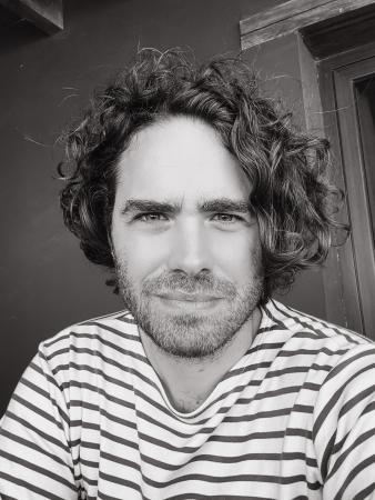 Headshot of Thomas Landrain
